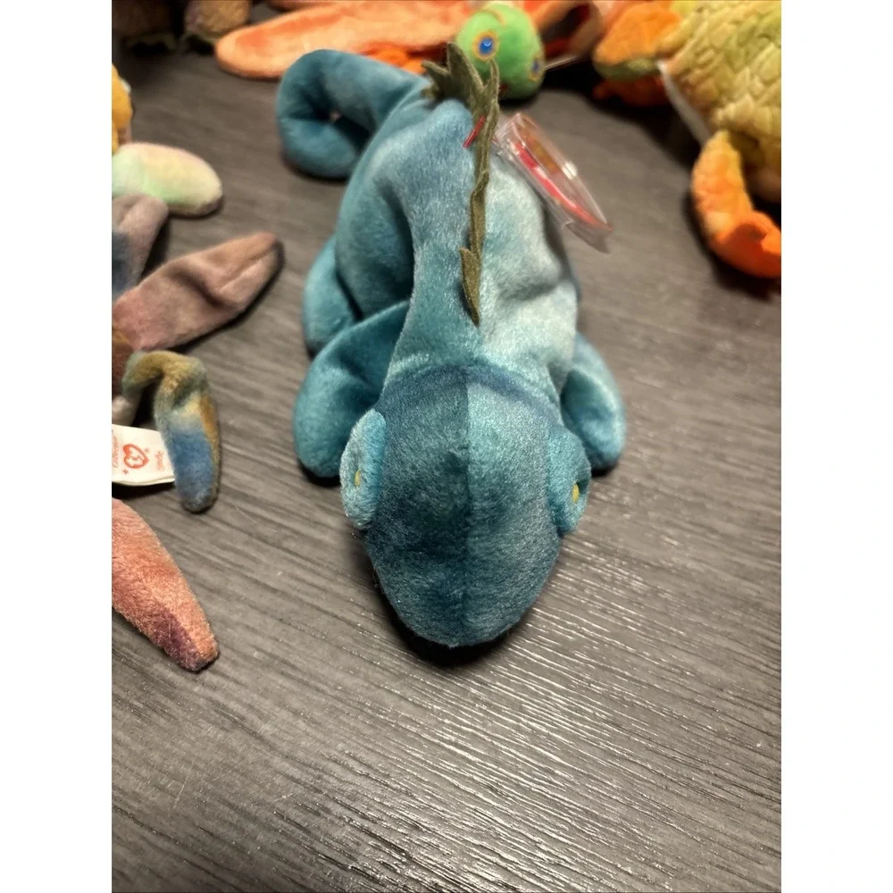 Lot Of 17 TY Beanie Babies - All with Tags Except 3 Frog Crab Pelican Bear Aruba